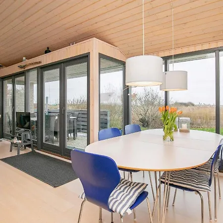 4 Star Holiday Home In Faaborg 度假居