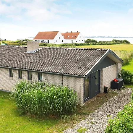 4 Star Holiday Home In Faaborg 福堡